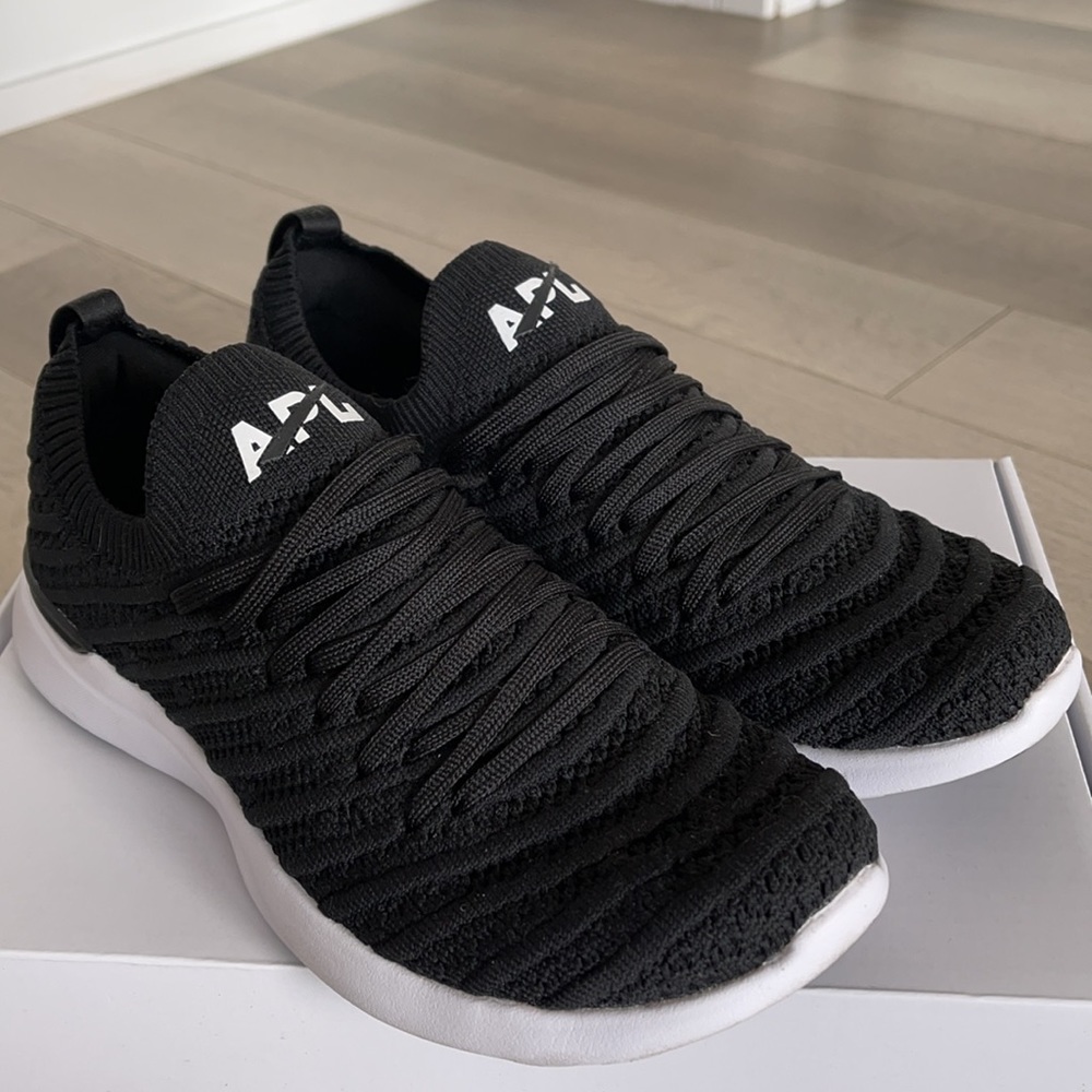 APL- Athletic Propulsion Labs Techloom Wave